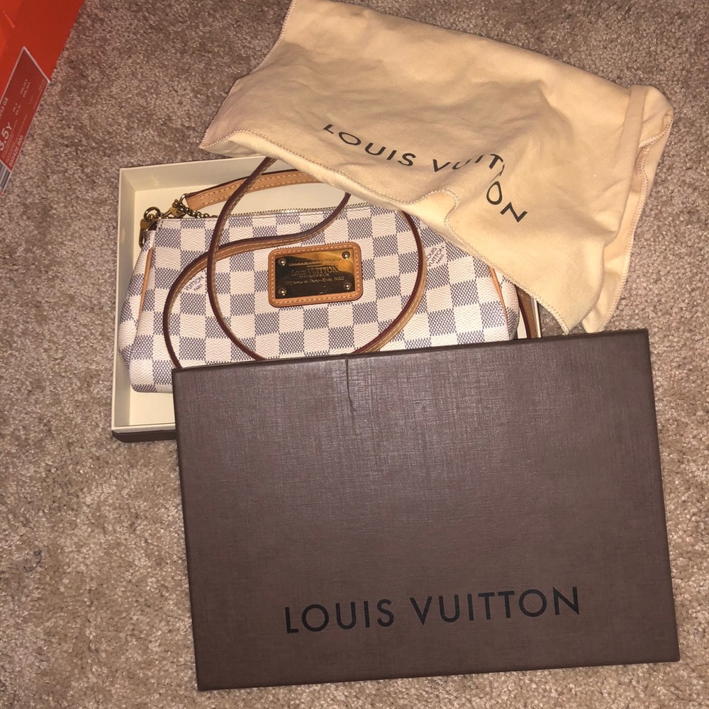 Damier Azur Eva Clutch. Box,dustbag&receipt